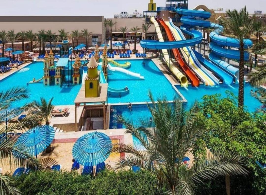 Курортный комплекс Mirage Bay & Aqua Park